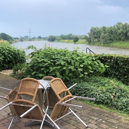 Thuiskomen, Genieten Aan Het Water Maaseik Exterior foto
